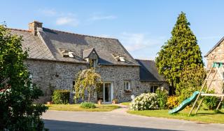 Maison de charme à Le Mené avec jardin - 9
