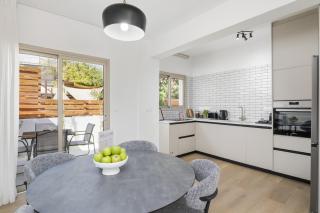 Aura Sun Holiday Homes by Nomads - 2