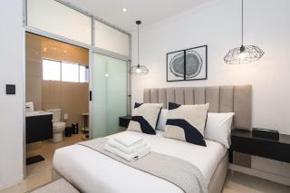 6th on Jupiter Boutique Hotel and Events - 7