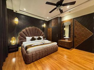 Vrinda Resort & Hotel - 8