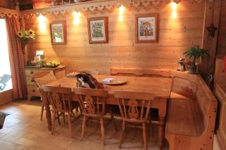 Maison Verte Large Chalet with Hot Tub - 4