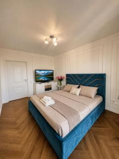 Modern 2-Bedroom Apartment - 8