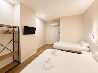 Hostal Bernabeu II - 9