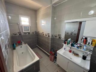 Equipped apartment with elevator, sea view - 4
