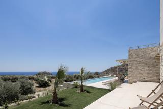 Mitatare Villas, By Hellocrete - 7