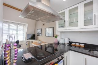 Stylish 1 Bedroom Apartment Near Northcote Road - 9