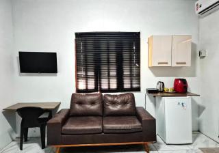 Suite 02 - 3