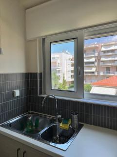 Kalamata Beachside Apartment, 4-Minute Walk to Beach - Kalamata - 7
