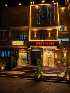 Red Pyramids Hotel - 7