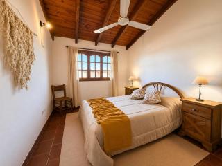 Departamento espacioso, cálido y con acceso privado en Río Cuarto - 2