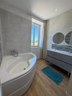 Gîte Domaine du Berret 8 pers - 6