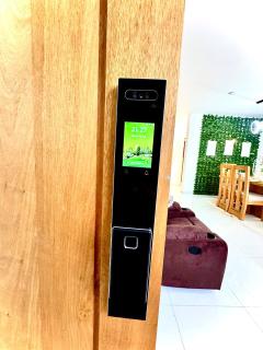 4tv Netflix wifi hot water air conditioning - 6