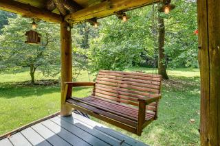 Waterfront Log Cabin in Kentucky: Fire Pit, Grill! - 2