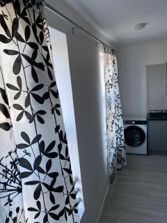 2 Bed Flat in Cheetham Hill, Manchester - 7