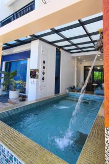u hend villa - 3