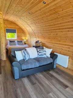 Glamping Loch Lomond - ROSE POD with BBQ hut and Hot tub - 1