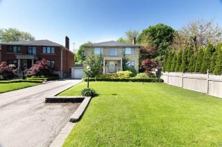 Spacious 5500 SQF Home 6 Bdrms and 3 and Half Bath - 8