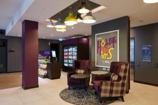 Premier Inn Frankfurt Eschborn - 4