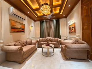 Sky Vista Residences Gold Crest Mall Lahore - 7