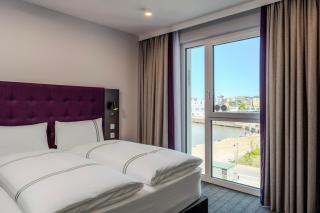 Premier Inn Bremerhaven - 6