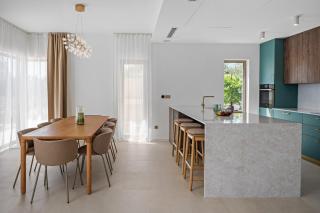 Villa Veluri with 4 bedrooms and heated pool - 3