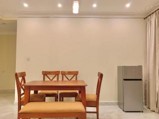 WanderHomes Entebbe - Spacious 2-Bedroom Home Near the Airport - 6mins - 9