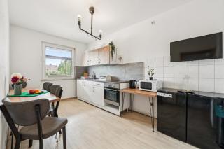 Livemore24 - Apartment 3 in Duisburg WLAN - Smart-TV - 24-7 Check-in und Küche - 3