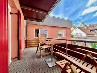Zentrales Apartment für 8 Personen - 4 Schlafzimmer - Balkon - 6