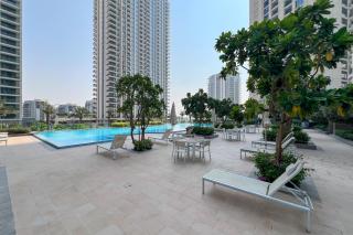 Awesome 1 Bedroom in 17 Icon Bay, Pool & Gym - 6