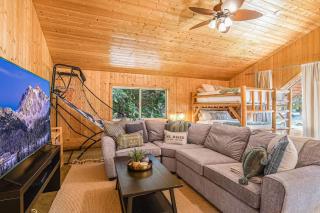 Stargazer Chalet - 9