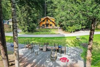 Stargazer Chalet - 1