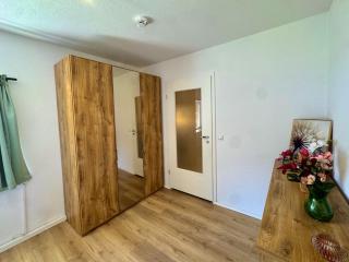 AVINORA Gemütliche Ferienwohnung mit Bergblick - 3