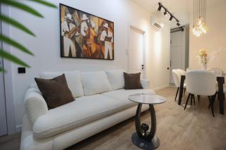 Orbeliani Luxury Suite Jacuzzi And Cinema - 1