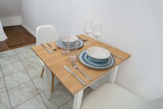 Private 2 Storey Home with 3BR-2BA by Queen West - 9