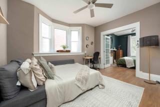 Private 2 Storey Home with 3BR-2BA by Queen West - 7
