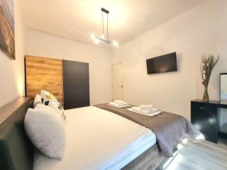 Friendly Family Luxury Apartment - 4