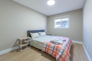 CozyNights & BeautifulMornings in Charming 5BRHome - 4
