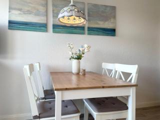 Ferienwohnung-Haus-Ingeborg-Wohnung-2-OG - Cuxhaven - 1