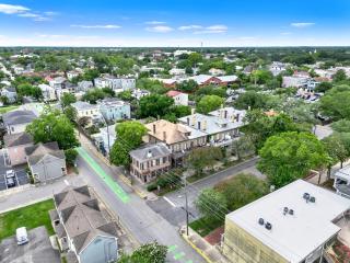 Southern Elegance Carriage House - Savannah - 9