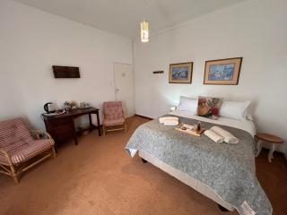 Carlton Heights Guesthouse - 4