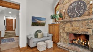 Bearberry Lodge - 2