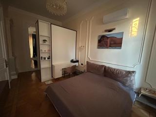 Luxury historical downtown apartment - 3