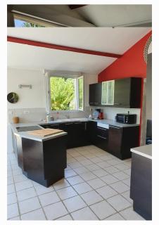 Longère charentaise 180m2 avec jardin et terrasse - 6