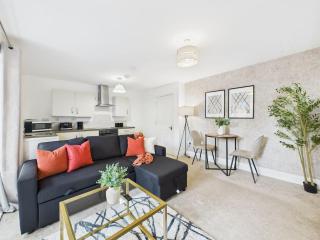 Saxon Way Home by Signature Stays - Leisure Centre - Pool & Spa - Parking - 9