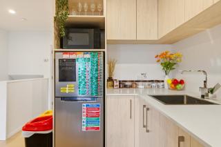Christchurch Central Modern Townhouse - 2