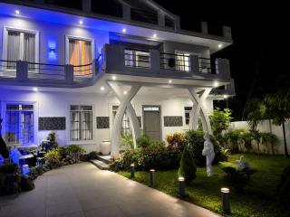 Jayanthy White House - 9