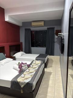 Weng Kong Hotel - 1