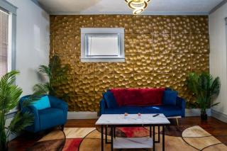 4-Bedroom Vacation Home Near Niagara Falls State Park Sleeps 10 Pet Friendly - 3
