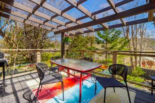 West End 4BR Stay Patio BBQ Firepit WiFi Parking - 7