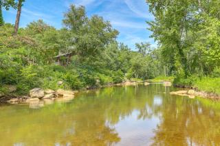Riverfront Lake Lure Lodge w/ Fire Pit & Hot Tub! - 8